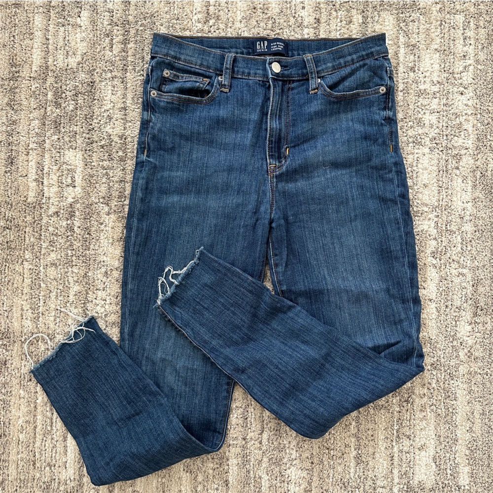 Gap // high rise skinny jeans